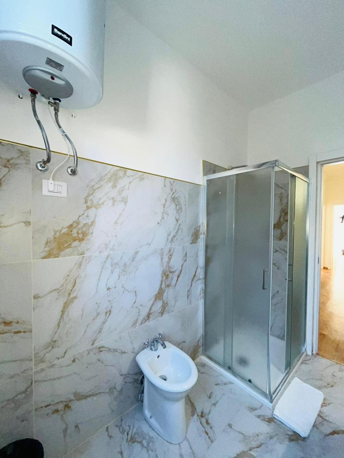 Oriani Bnb Acomodação com café da manhã Florença Exterior foto