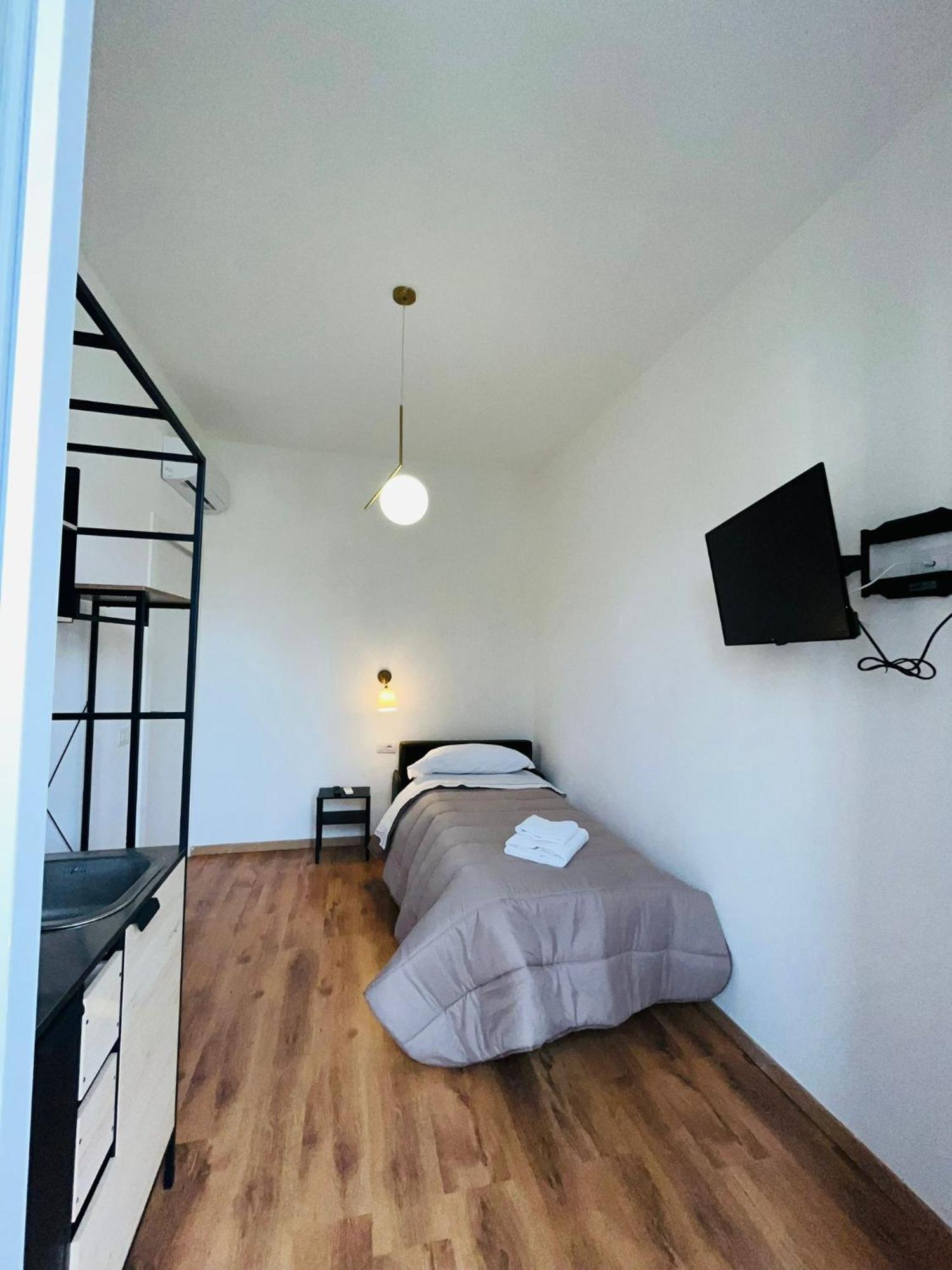 Oriani Bnb Acomodação com café da manhã Florença Exterior foto