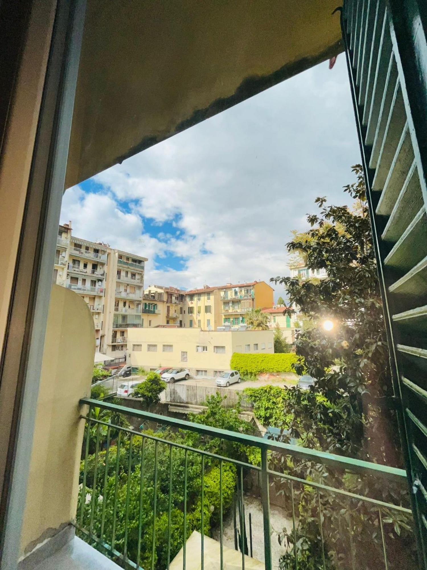 Oriani Bnb Acomodação com café da manhã Florença Exterior foto